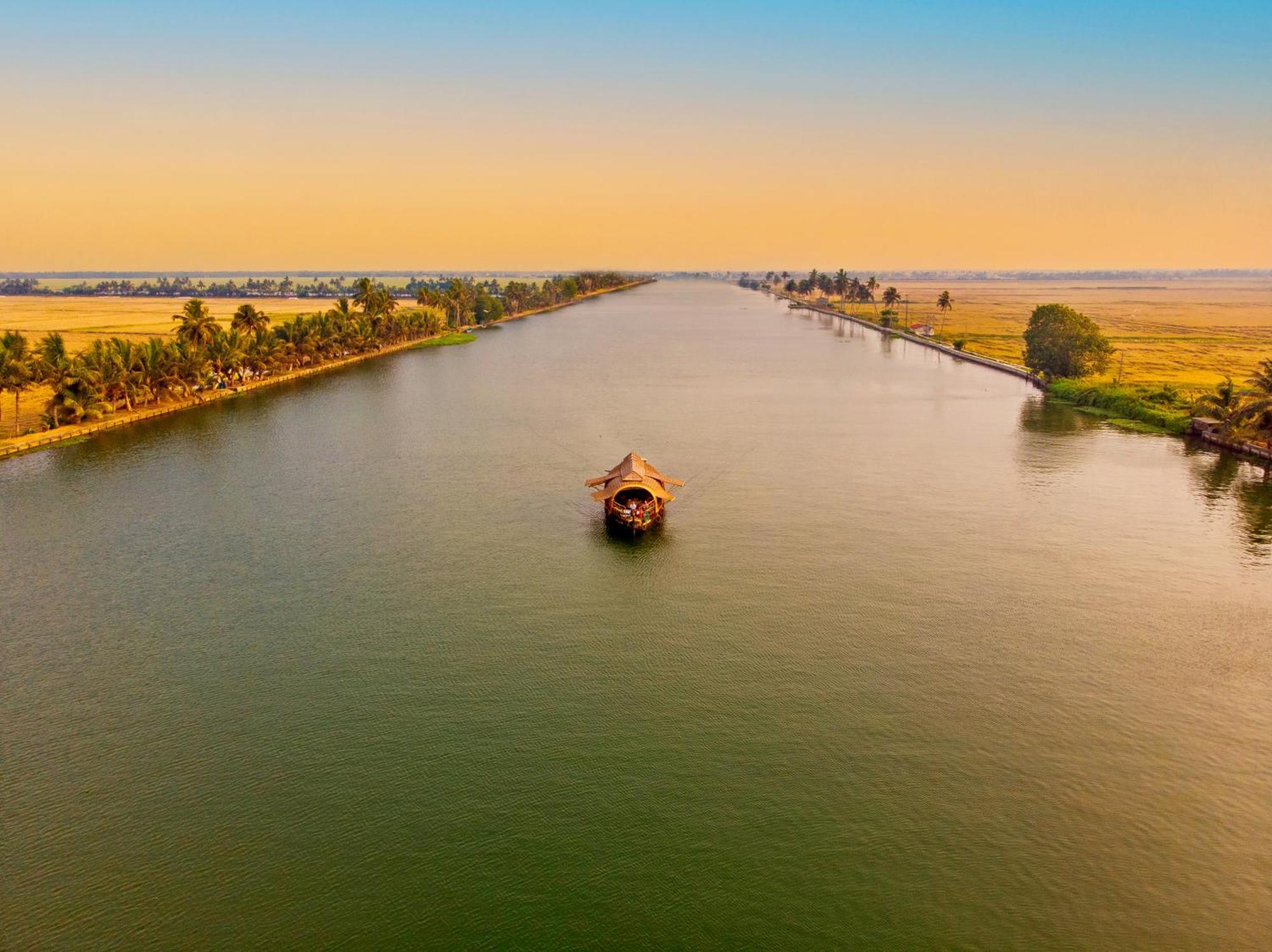 Spice Coast Cruises - Houseboat, A Cgh Earth Experience Hotel Alappuzha Екстериор снимка