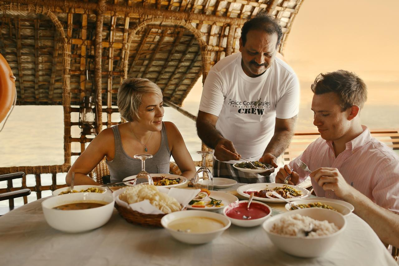 Spice Coast Cruises - Houseboat, A Cgh Earth Experience Hotel Alappuzha Екстериор снимка